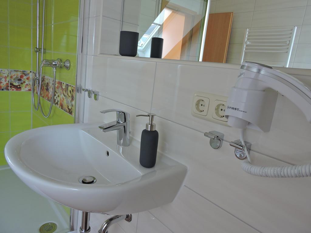 Ferienwohnungen Haus Sebastian Обервиезентал Екстериор снимка